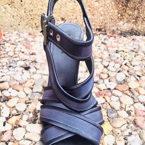 Zara navy blue strappy 4” heels durable cloth 41
